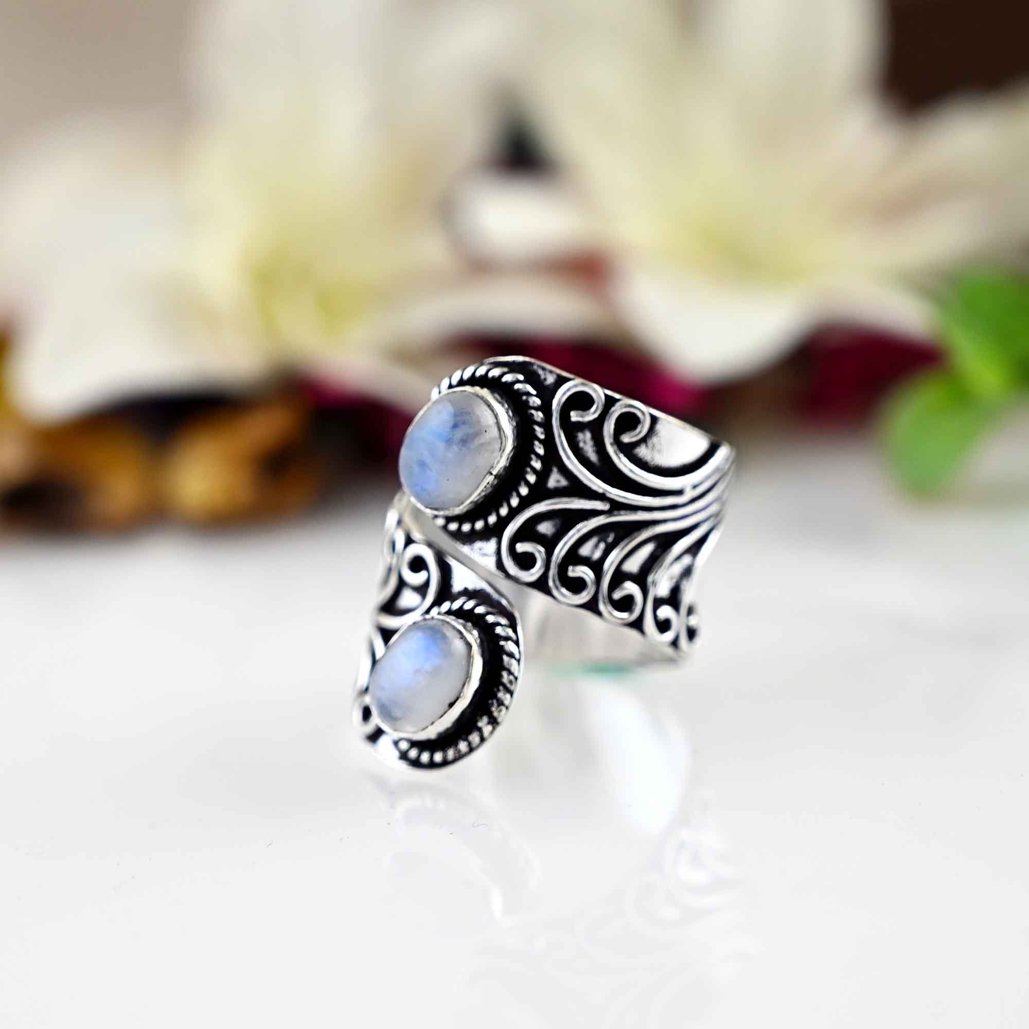 Dainty Rainbow Moonstone Ring, Boho Sterling Silver Ring for Women, Statement Ring, Oval Stone Gemstone, Bohemian Jewelry