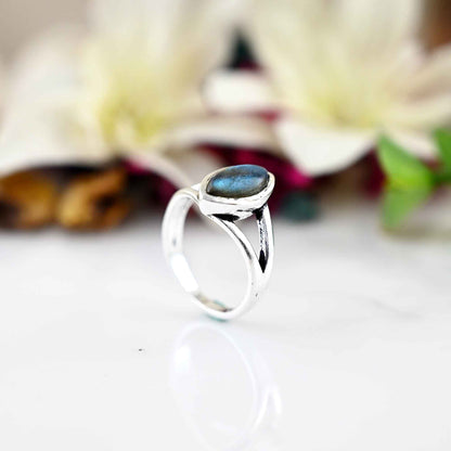 Boho Labradorite Rings Natural Blue Labradorite Gemstone Ring 925 Solid Silver Ring For women Designer Silver Rings Statemant Ring