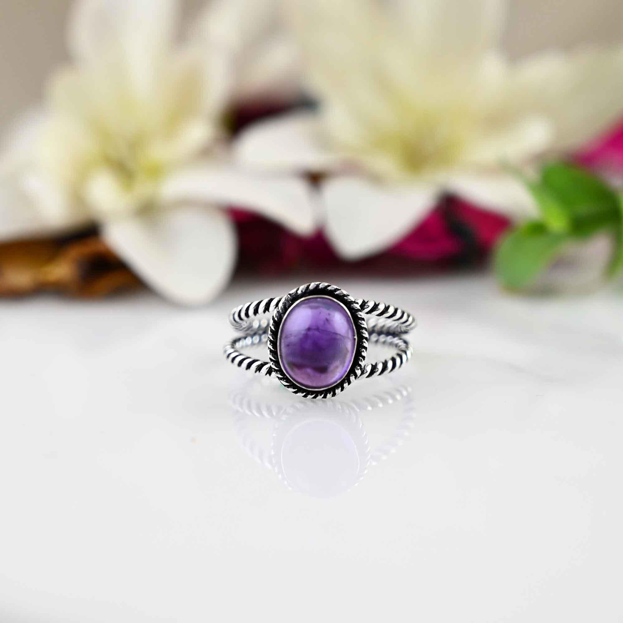 Purple Amethyst Ring  - February Birthstone Ring - Gemstone Ring - Stacking Ring - Dainty Ring - Oval Ring - Mothers Gift