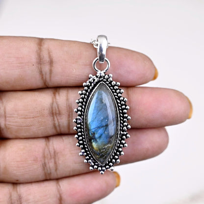 Labradorite Pendant, Sterling Silver, Labradorite Jewelry, Blue Stone Pendant, Flashy Blue Labradorite Unique, Birthstone Jewelry,