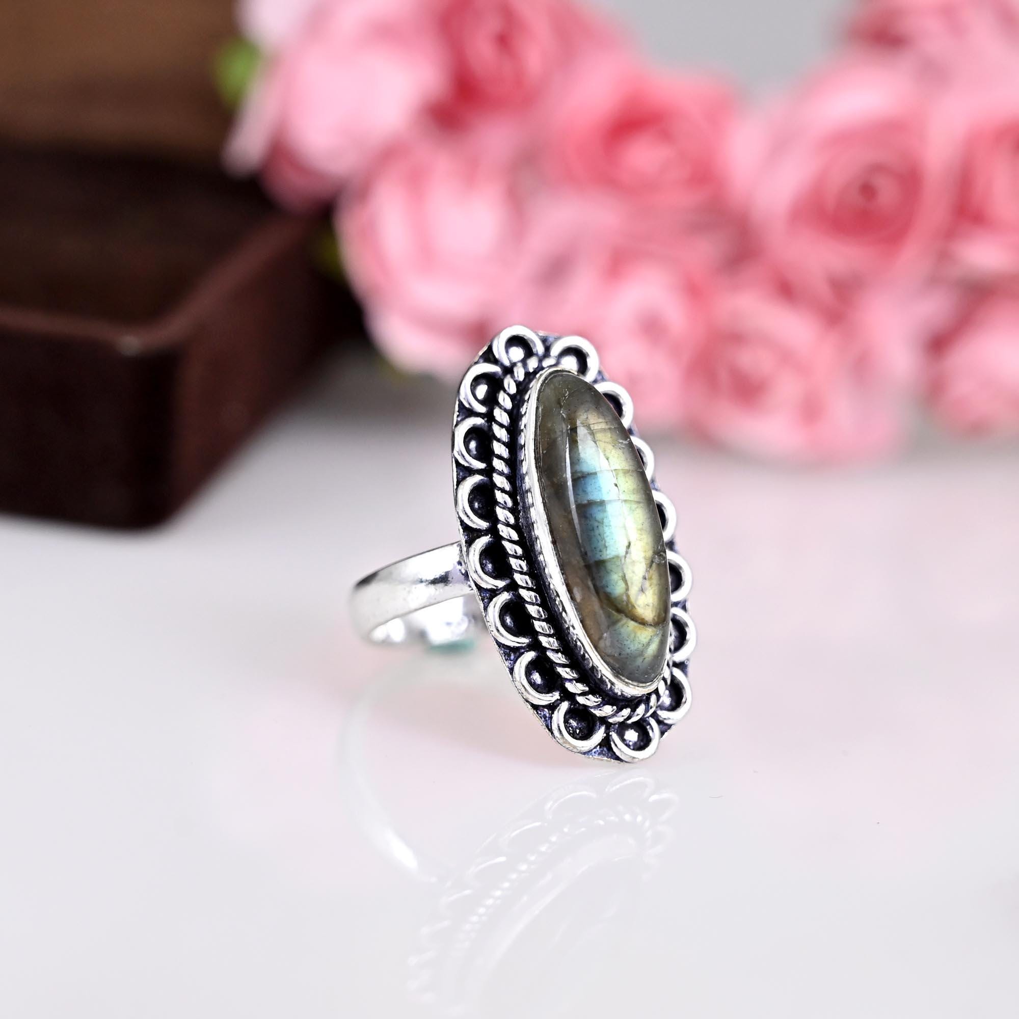 Oval Labradorite Ring, Boho Silver Ring, Genuine Labradorite Ring, Labradorite Silver Ring, Labradorite Ring, Statement Ring Gift,