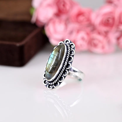 Oval Labradorite Ring, Boho Silver Ring, Genuine Labradorite Ring, Labradorite Silver Ring, Labradorite Ring, Statement Ring Gift,