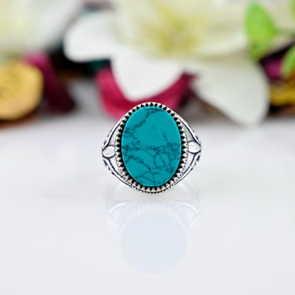 Turquoise Ring, Sterling Silver, Blue Green Turquoise stone, Flat Oval Stone Ring, Ethnic Jewelry, Antique Ring, Bohemian Jewelry