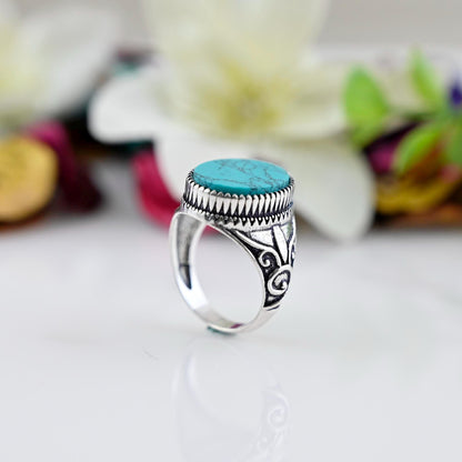 Turquoise Ring, Sterling Silver, Blue Green Turquoise stone, Flat Oval Stone Ring, Ethnic Jewelry, Antique Ring, Bohemian Jewelry