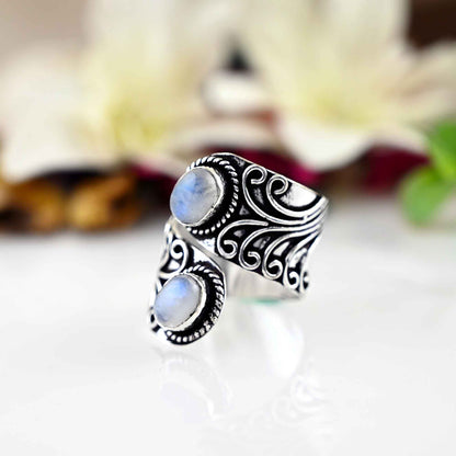 Dainty Rainbow Moonstone Ring, Boho Sterling Silver Ring for Women, Statement Ring, Oval Stone Gemstone, Bohemian Jewelry