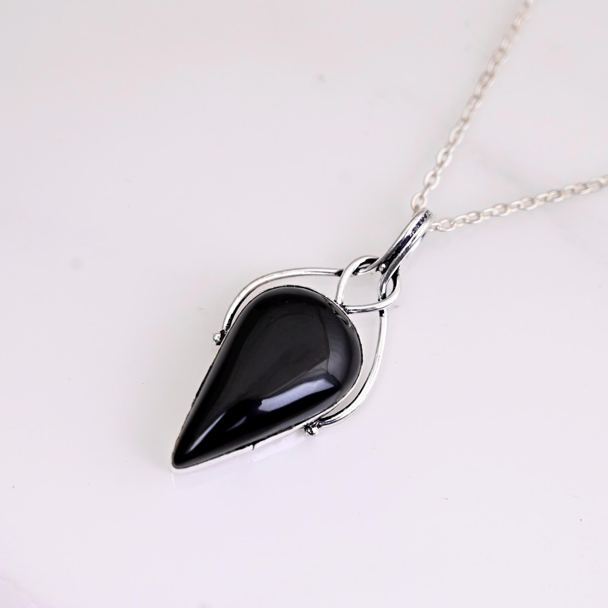 Black Tourmaline necklace / Black Tourmaline pendant - Crystal necklaces - Black Stone pendant - Tourmaline Jewelry - protection necklace