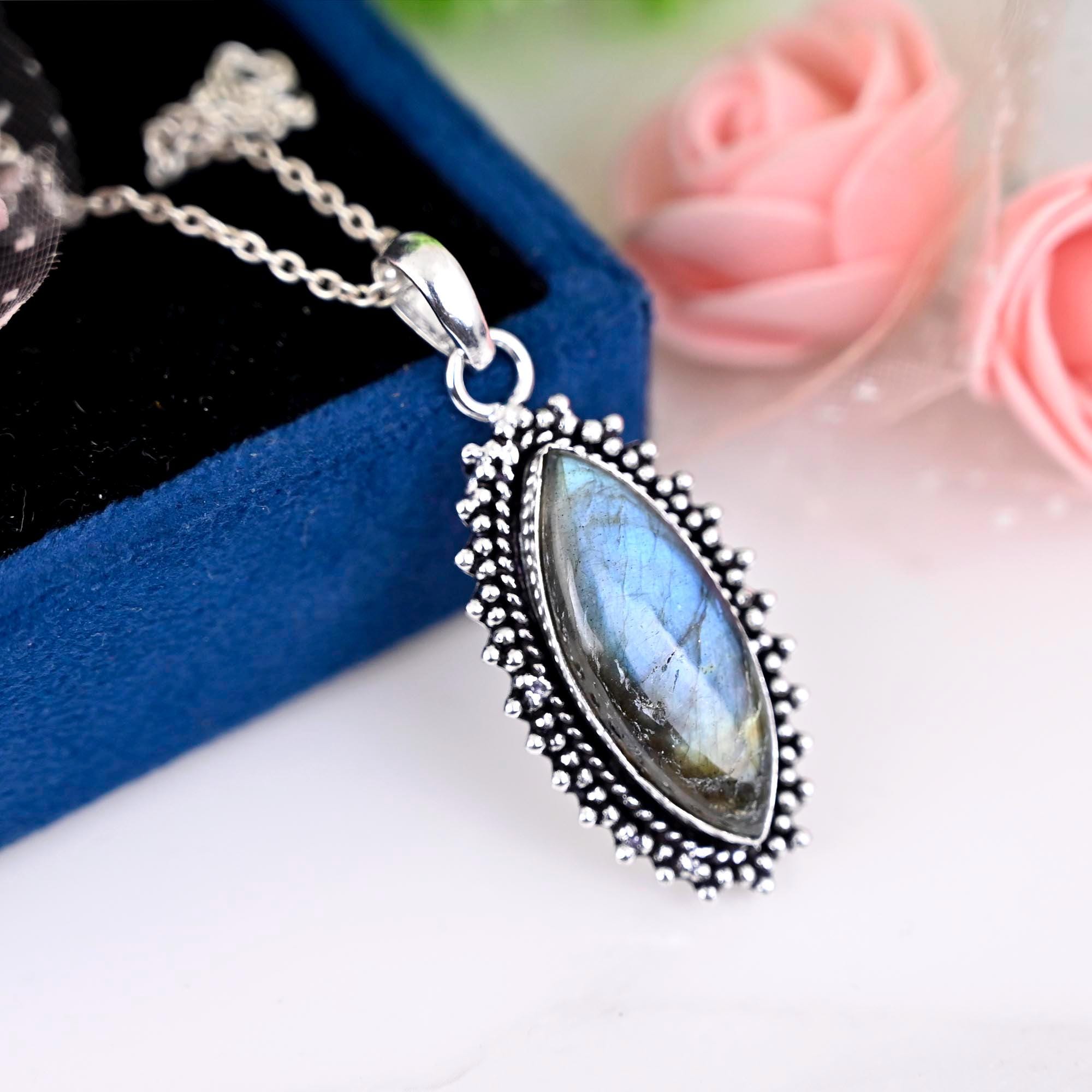 Labradorite Pendant, Sterling Silver, Labradorite Jewelry, Blue Stone Pendant, Flashy Blue Labradorite Unique, Birthstone Jewelry,