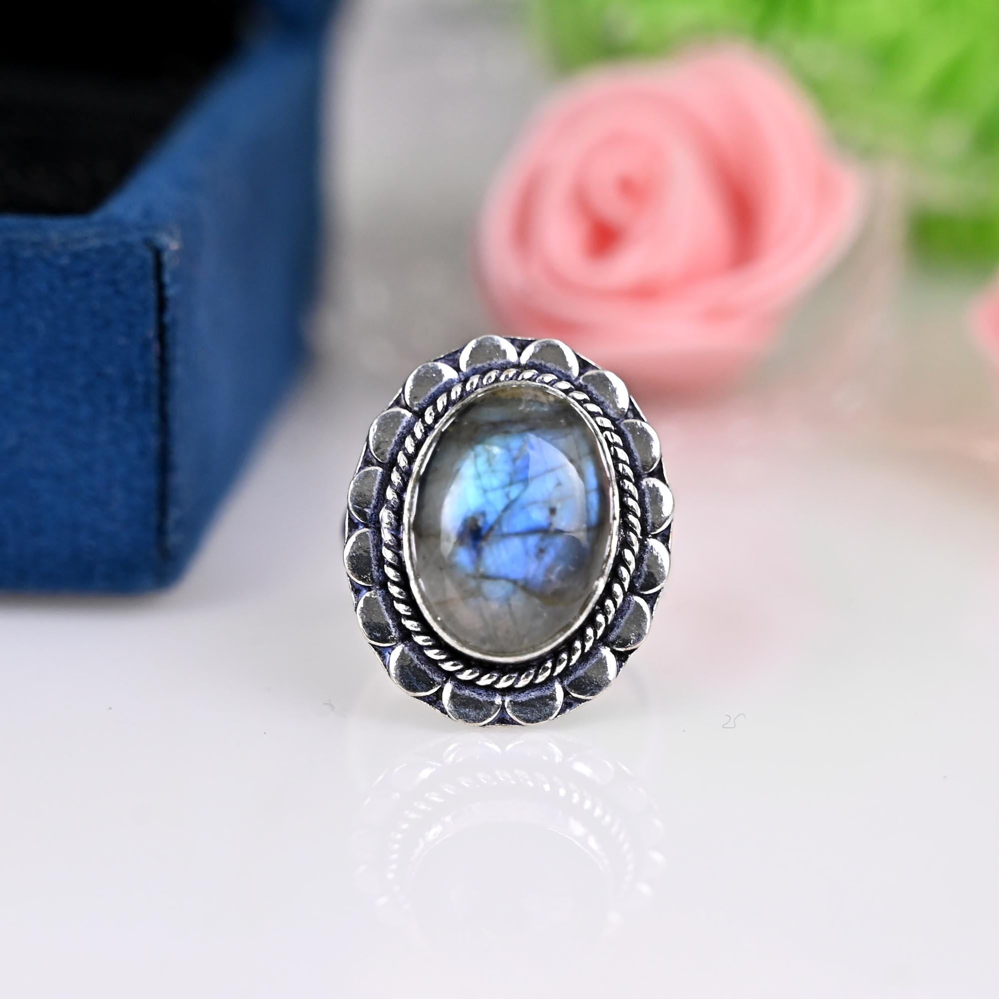 Rainbow Labradorite Crystal Ring, Labradorite Sterling Ring, Gemstone Ring, Sterling Silver 925 Handmade Jewelry