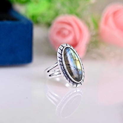 Labradorite Ring in 925 Sterling Silver, Natural Gemstone, Minimalist Handmade Jewelry Gifts for Women, Gift Ring