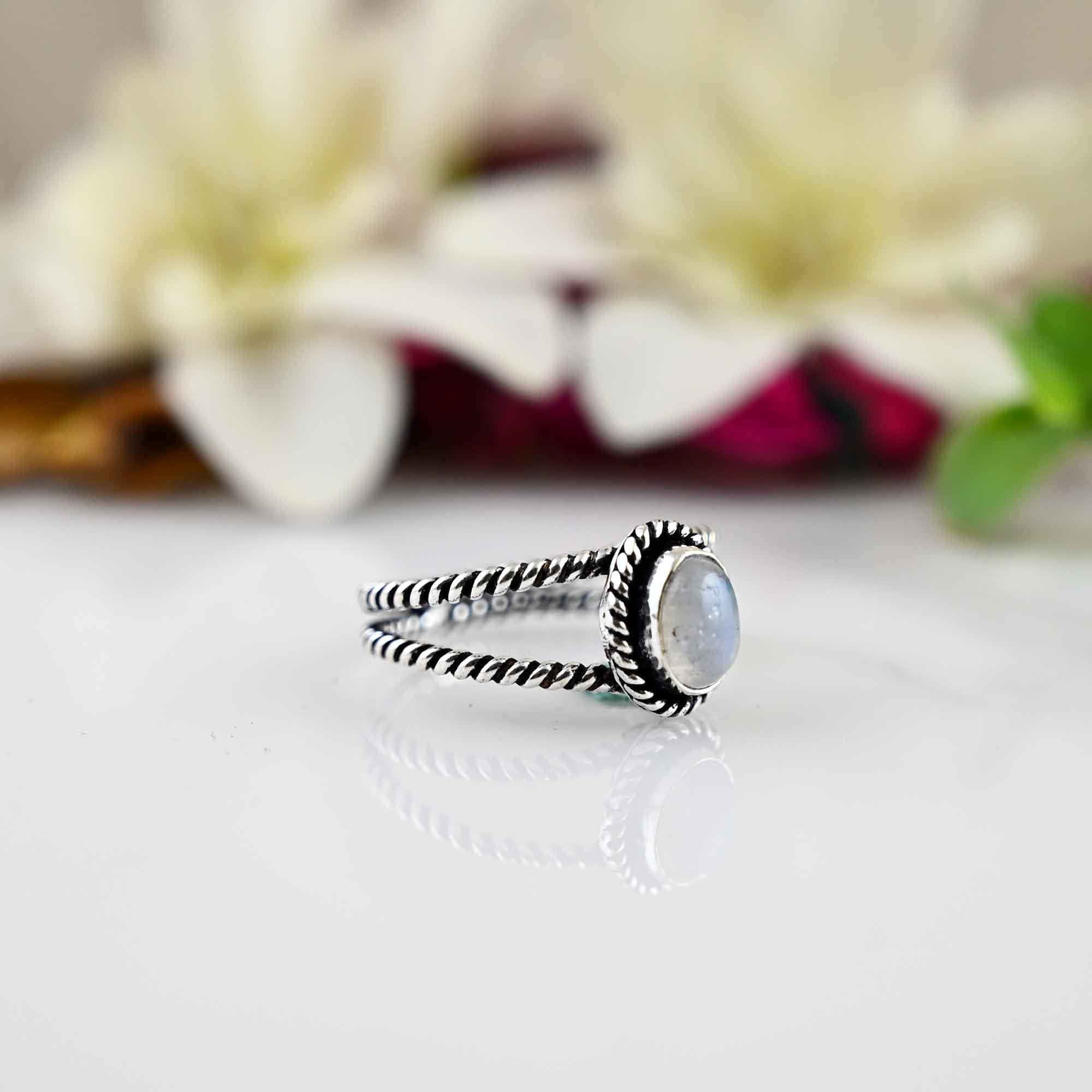 Genuine Rainbow Moonstone Ring, Moonstone Silver Ring, Moonstone Statement Ring, Boho Ring, Dainty Moonstone Ring, Delicate Silver Ring